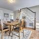 Charming Farmhouse with Pool and Fishing Pond!, Bolton (fotografie 5)