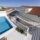 Apartments with a swimming pool Zavode, Omis - 11786
