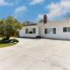 Large 5 bedroom charmer wIth pool, Los Angeles - Photo 3