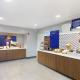 Holiday Inn Express & Suites Phoenix - Tempe by IHG - Photo 6