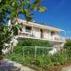 Apartments with a parking space Sumartin, Brac - 12487, Sumartin