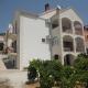 Apartments with parking space Bol, Brac - 2890 Бол - Фото 1