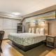 HomeTowne Studios by Red Roof Princeton - Ewing/ Lawrenceville, Trenton (photo 9)