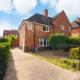 Alderton House - Spacious 3 Bed with Parking, Nottingham - Foto 1