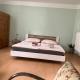 Quiet and spacious apartment with free parking and garden just a few minutes walk from the centre of Znojmo, Znojmo (fotografie 10)