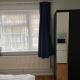 Large Double Bedroom with free on site parking Kingston upon Thames - Foto 5