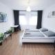 ALFA Stuttgart City 4ZW Beste City Lage Berliner Platz max 8 Personen Netflix Küche WM l 4BR 7 Beds 8 people l Fully equipped Kitchen & Bathroom, Stuttgart - Photo 1