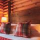 Tomatin - Luxury Two Bedroom Log Cabin with Hot Tub Berwick-Upon-Tweed - Photo 5