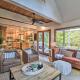 100-Year-Old Farmhouse with Hot Tub on 5 Acres!, Lakebay (foto 4)