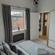 Spacious, Mid-Century 1 bedroom Apartment Quedgeley - Foto 3