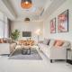 Flawless 3BR Townhouse with Assistant's Room at DAMAC Hills 2 by Deluxe Holiday Homes, Dubái - Foto 1