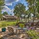 Kingston Home with Pickleball Steps to Lake Texoma!