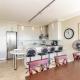 Third floor sea facing 2 bedroom apartment with balcony, Кейптаун - Фото 4