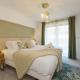 Evergreen - 2 Bed Luxury Apartment by Mint Stays Bristol - Photo 7