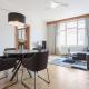 Bright and Spacious Attic Apartment, Praha - Fotografie 3