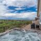 Stunning Views + Hot Tub + Location! 3 bed/3 bath Cottonwood - Fotografie 1