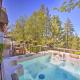 Chic Lake House w/ Furnished Deck & Hot Tub!, Lake Arrowhead (fotografie 2)