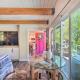 Chic Lake House w/ Furnished Deck & Hot Tub!, Lake Arrowhead (fotografie 7)