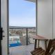 Stunning Views 2BR Luxury Pool Parking Gym WiFi, Adelaide - Fotografie 2