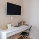 Trendy Top-Floor Stay in Heart of Riga, Near Bars & Culture, Riga (foto 2)