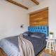 Trendy Top-Floor Stay in Heart of Riga, Near Bars & Culture, Riga (foto 4)