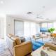 Bay Parklands, 49 2 Gowrie Ave - ducted aircon, Wifi, views, pool, tennis