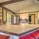 Skiway Chalet Home with Hot Tub in Beech Mountain!, Beech Mountain (foto 10)