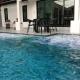 Private Pool Villa with Jacuzzi at Royal Park Village - Walk to the Beach - 6 people - max 3 males Jomtien Beach - Foto 5