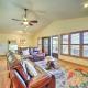 Mtn-View Cabin w/ Deck, 2 Mi to Beech Mtn Slopes!, Beech Mountain (foto 4)
