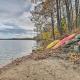 Lakefront Hawks Getaway - Fire Pit and Kayaks!, Hawks (foto 3)