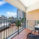 King Suite Dreams - Poolside Living on the Esplanade, Darwin (foto 7)
