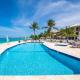 Beach Living at Discovery Point Club, West Bay (zdjęcie 5)