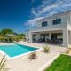 Modern villa with private pool in Pula, Pula