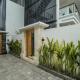 Night Lights - 3BR Villa with Rooftop near Canggu - Zdjęcie 10