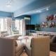 Central and Comfy with Private Balcony and Rooftop Access - CT3, Athen - Foto 10