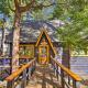 Pet-Friendly Retreat with Game Room and Fire Pit!, Lake Arrowhead (foto 3)