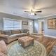Spacious Lakefront Retreat with Hot Tub and Dock!, Winchester (Foto 5)