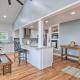 Spacious Lakefront Retreat with Hot Tub and Dock!, Winchester (Foto 10)