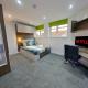 New House - Magnificent Studios in Coventry City Centre, free parking, by COVSTAYS - Fotografie 3