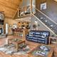Spacious Lead Getaway with Private Hot Tub and Deck!, Lead - Fotografie 7