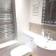 Stylish two bed flat, city centre, free parking, Wells (fotografie 5)