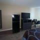 Super 8 by Wyndham Victoria - South - Hwy 59, Victoria (photo 10)