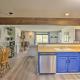 Grand Lake Condo w/ Mountain Views: Walk to Lake!, Grand Lake (foto 4)