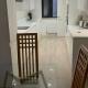 London Holiday Home Newly refurbished - Entire 4 Bedroom Private House with Kitchen, Living Room & private Garden - 1 Cape House London, Within 30 mins from Central London, London Bridge & Canary wharf, Londýn - Fotografie 10