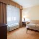 Holiday Inn Express & Suites Madison-Verona by IHG - Foto 10