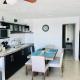 Cancun Hotel Zone, Beachfront 2 BR Apartment - Prime Location, Cancún - Foto 9