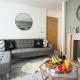 Luxury Apartment - City Centre - Free Parking, Fast Wifi, Sky TV and Netflix by Yoko Property, Milton Keynes (foto 2)