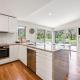 Stillwater Chalet A - Amazing Lakefront 2BR Chalet l BBQ l Gym l Tennis l Indoor Pool, Crackenback (fotografie 8)