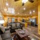5Bd5B Escape Cabin with 2 HotTubs, Thtr &Game Rm,1mi to the Parkway! 4mi to Dollywood - Spring Deal Pigeon Forge - Fotografie 3