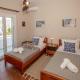 Ruby's summer house with spacious garden and free parking, Gavrio (foto 8)